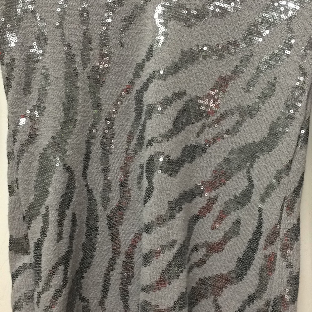 Sweater - Picture 2 of 2